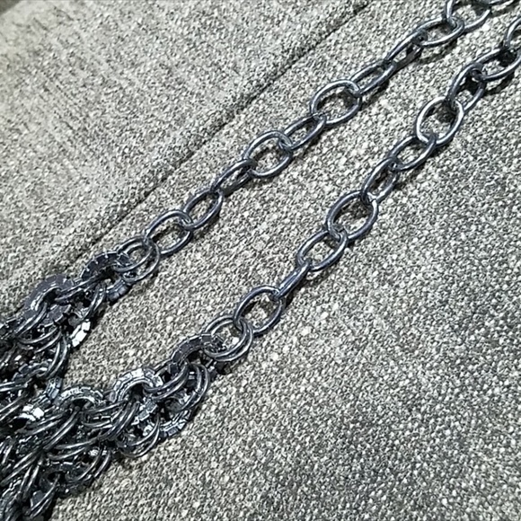 CHARCOAL GRAY CHAIN WITH GEMS - Picture 6 of 7
